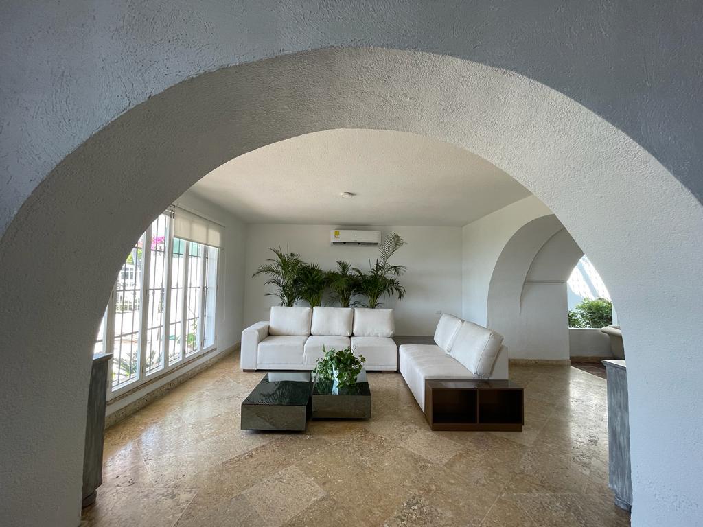 Casa Azul beachfront mansion in Castillogrande Full Photo 11